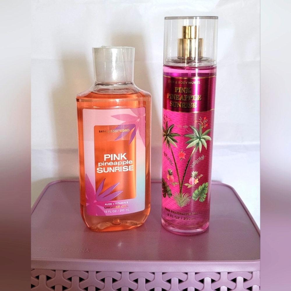 Bath & Body Pink Pineapple š Sunrise - Picture 3 of 8